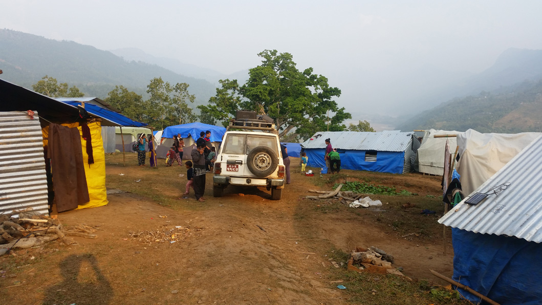 Arriving at Salyantar camp